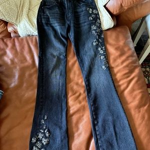 Driftwood Kelly Faded Black wash Embroidered Jeans, new, never worn, size 25